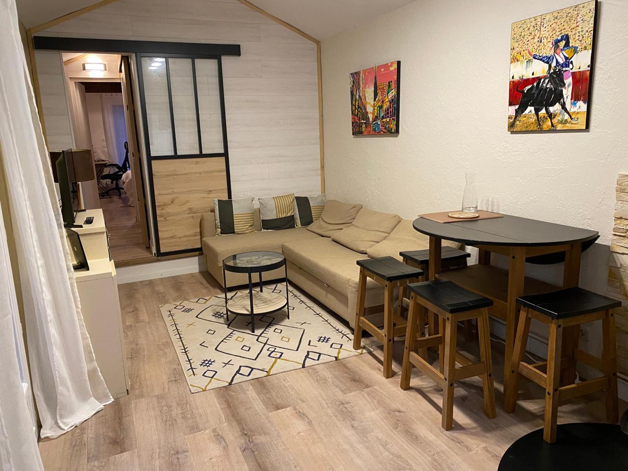 La Thoirysienne Villa Goupillieres Екстериор снимка